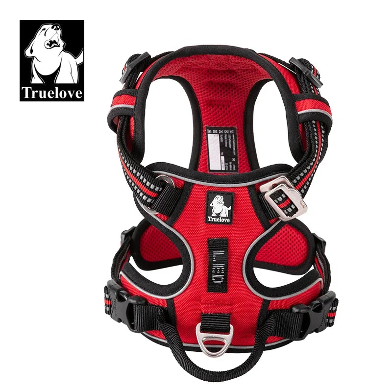 You and your dog will enjoy safer, more comfortable outings with this versatile harness that adapts to every adventure.