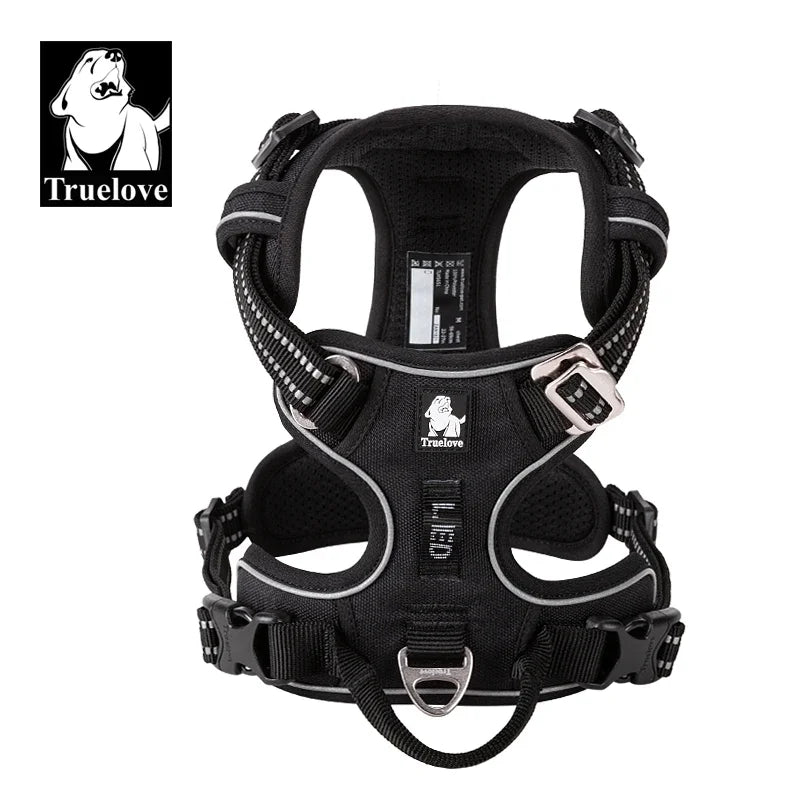 You and your dog will enjoy safer, more comfortable outings with this versatile harness that adapts to every adventure.